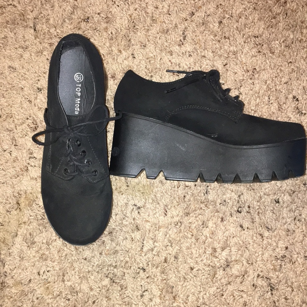 Platform Lace-ups